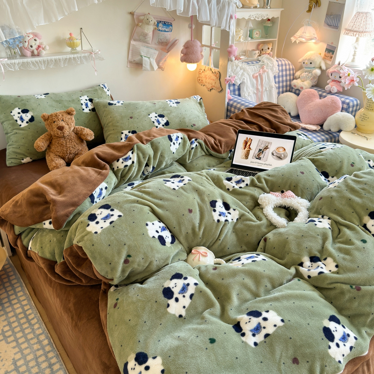 91家纺网 家纺一手货源 找家纺 初念 2025新款加厚高克重保暖可爱系牛奶绒床品套件系列（小红书推荐）（提供买家秀） 抹茶绿狗