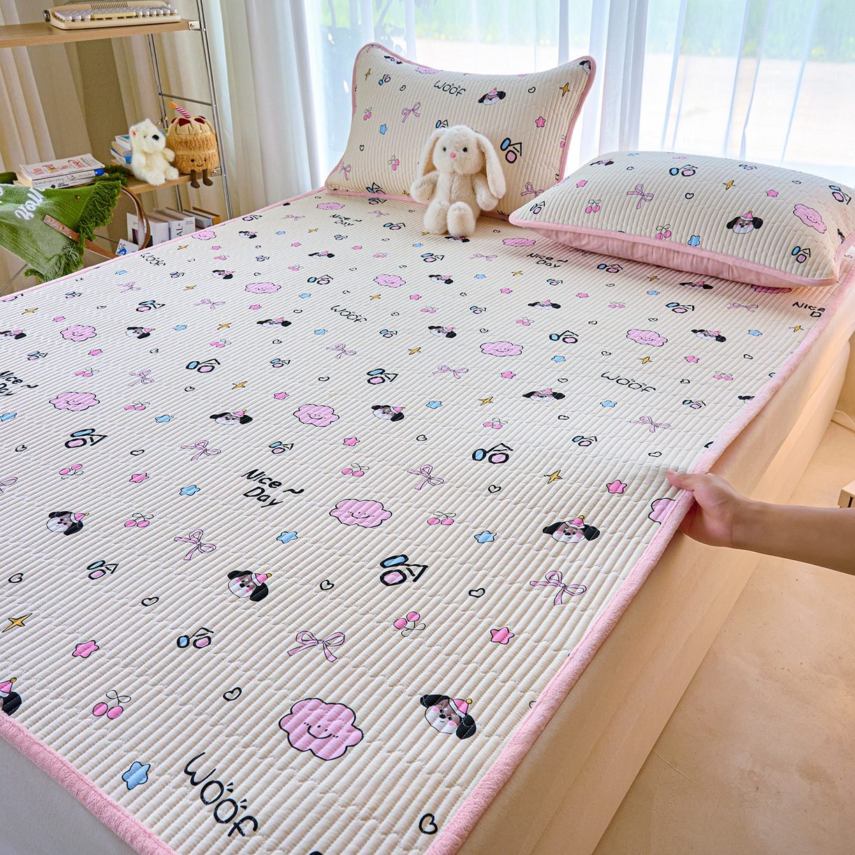 91家纺网 家纺一手货源 找家纺 X猫先生 2025新款棉加绒床垫一面全棉一面牛奶绒床褥垫软床垫床盖四季通用 哈哈狗(A棉B绒）