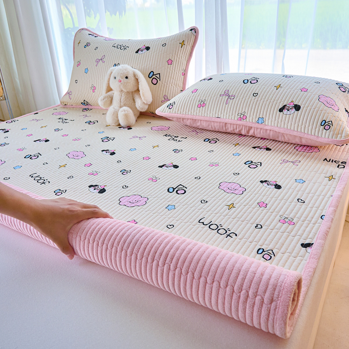 91家纺网 家纺一手货源 找家纺 X猫先生 2025新款棉加绒床垫一面全棉一面牛奶绒床褥垫软床垫床盖四季通用 哈哈狗(A棉B绒）