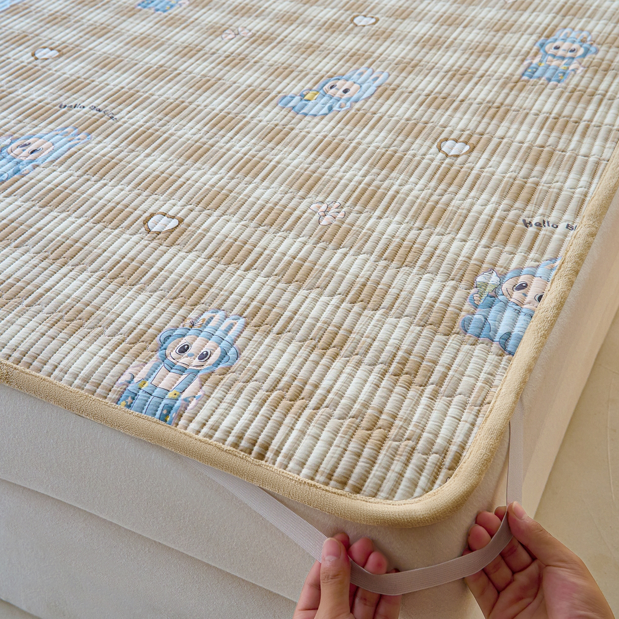 91家纺网 家纺一手货源 找家纺 X猫先生 2025新款棉加绒床垫一面全棉一面牛奶绒床褥垫软床垫床盖四季通用 拉布兔兔（A棉B绒）