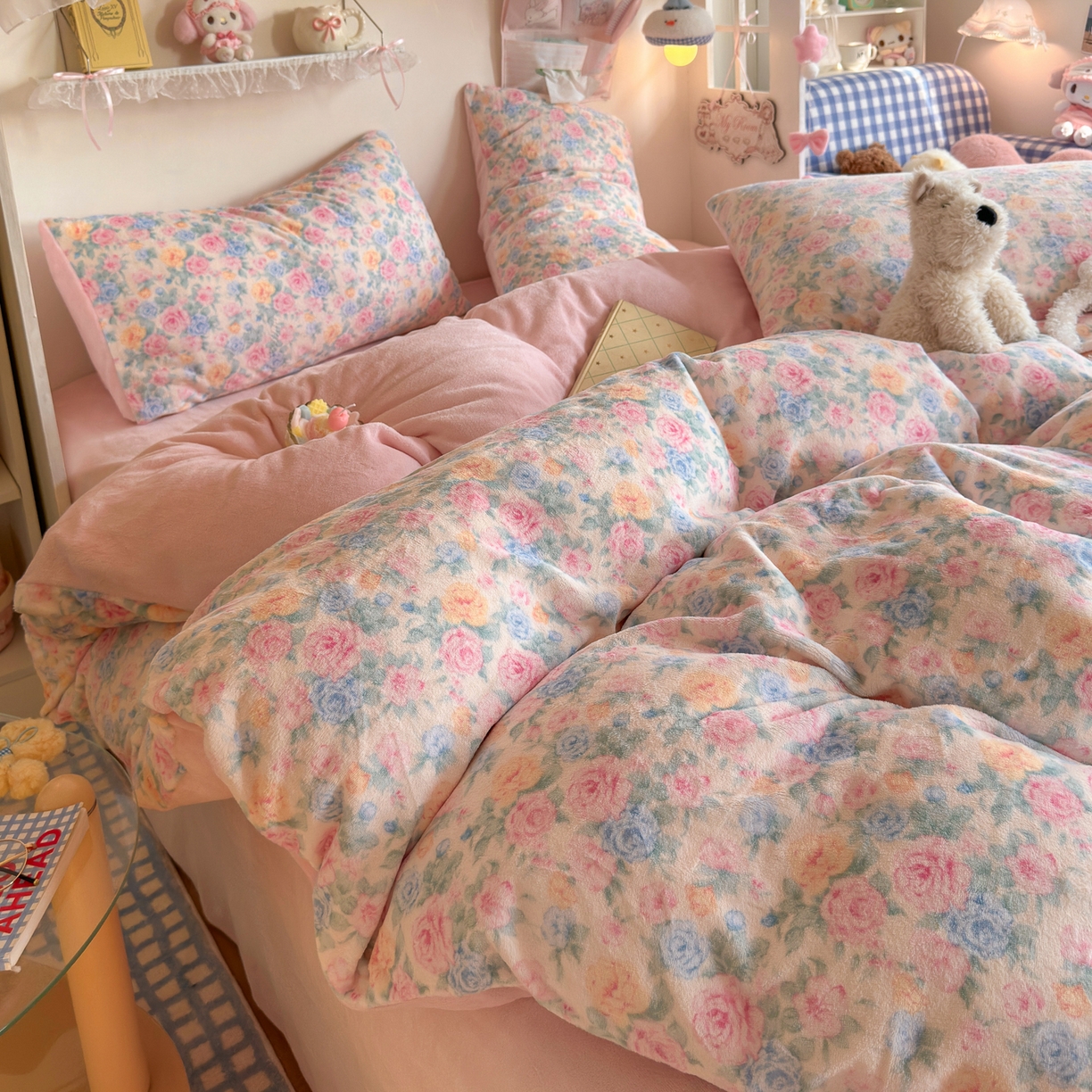 91家纺网 家纺一手货源 找家纺 初念 2025新款加厚高克重保暖可爱系牛奶绒床品套件系列（小红书推荐）（提供买家秀） 蔷薇语
