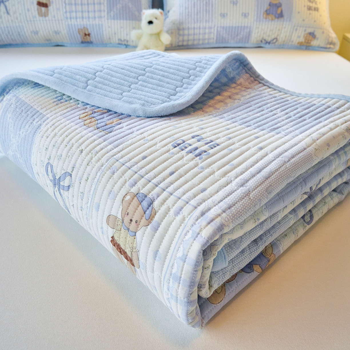 91家纺网 家纺一手货源 找家纺 X猫先生 2025新款棉加绒床垫一面全棉一面牛奶绒床褥垫软床垫床盖四季通用 蓝格童话（A棉B绒）