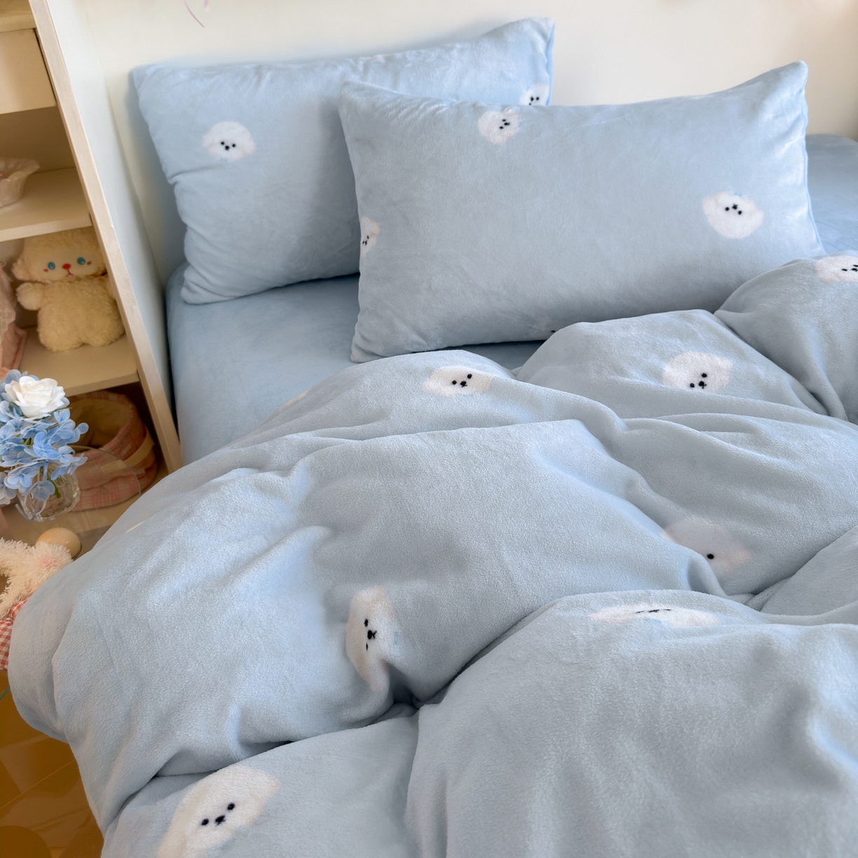 91家纺网 家纺一手货源 找家纺 初念 2025新款加厚高克重保暖可爱系牛奶绒床品套件系列（小红书推荐）（提供买家秀） 绒绒小狗-蓝