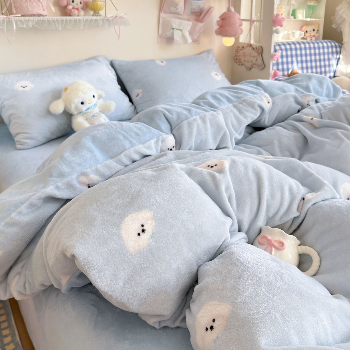 91家纺网 家纺一手货源 找家纺 初念 2025新款加厚高克重保暖可爱系牛奶绒床品套件系列（小红书推荐）（提供买家秀） 绒绒小狗-蓝