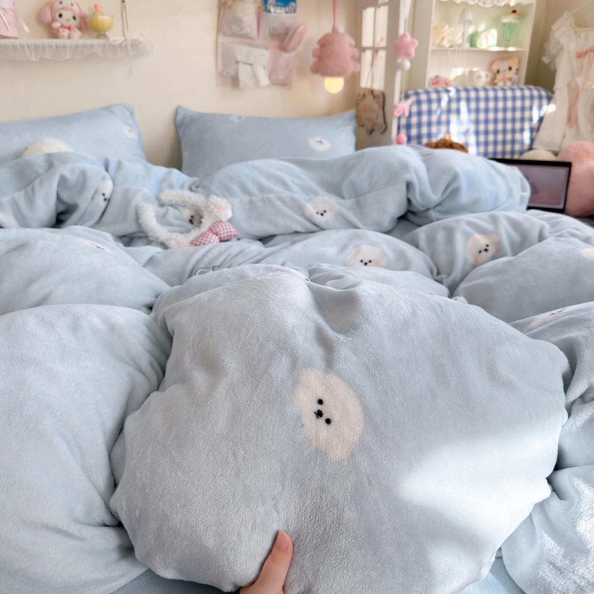 91家纺网 家纺一手货源 找家纺 初念 2025新款加厚高克重保暖可爱系牛奶绒床品套件系列（小红书推荐）（提供买家秀） 绒绒小狗-蓝