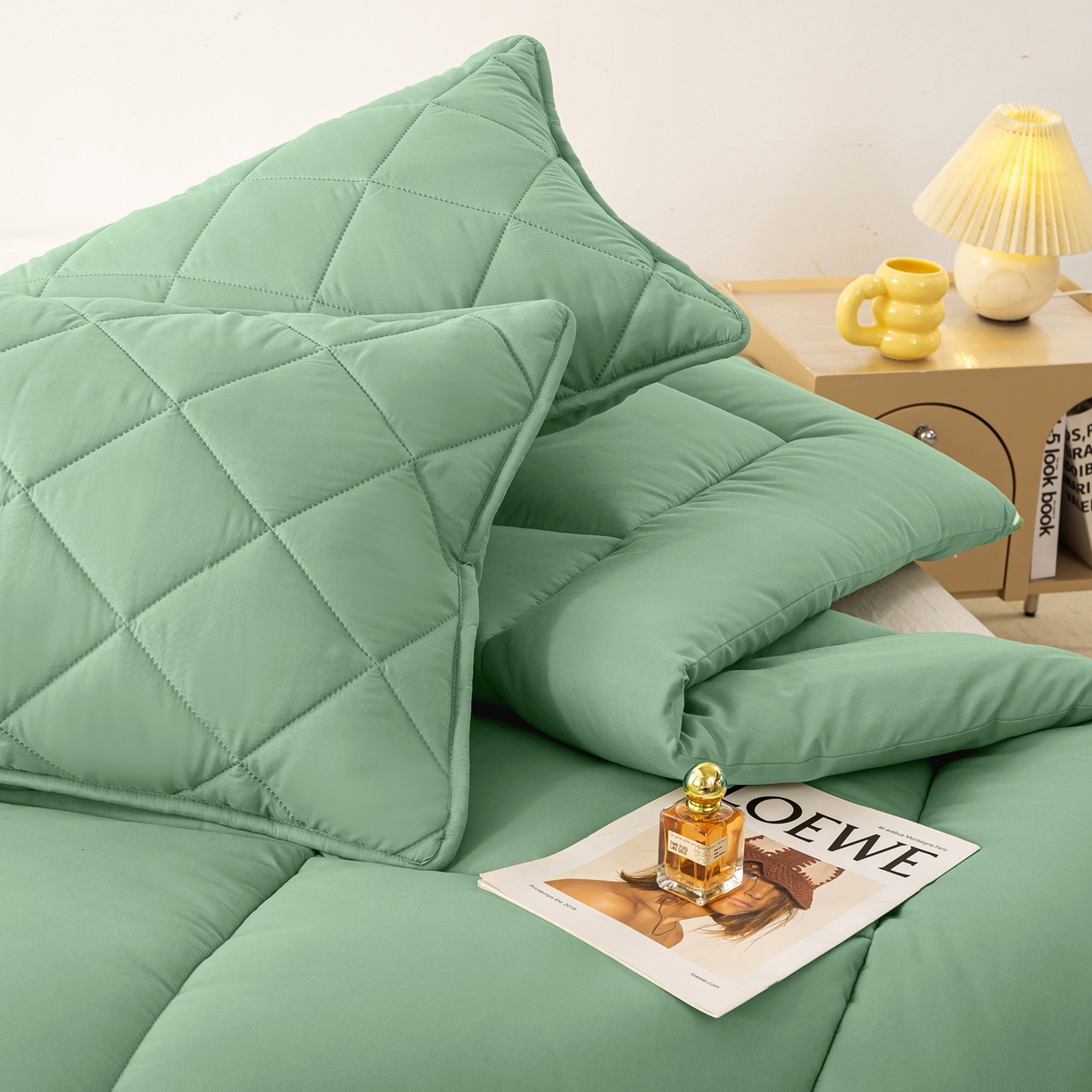 91家纺网 家纺一手货源 找家纺 憨豆家纺 2026新款磨毛四季被春秋被丝棉加厚冬被学生宿舍被子酒店宾馆跨境被芯 轻盈绿