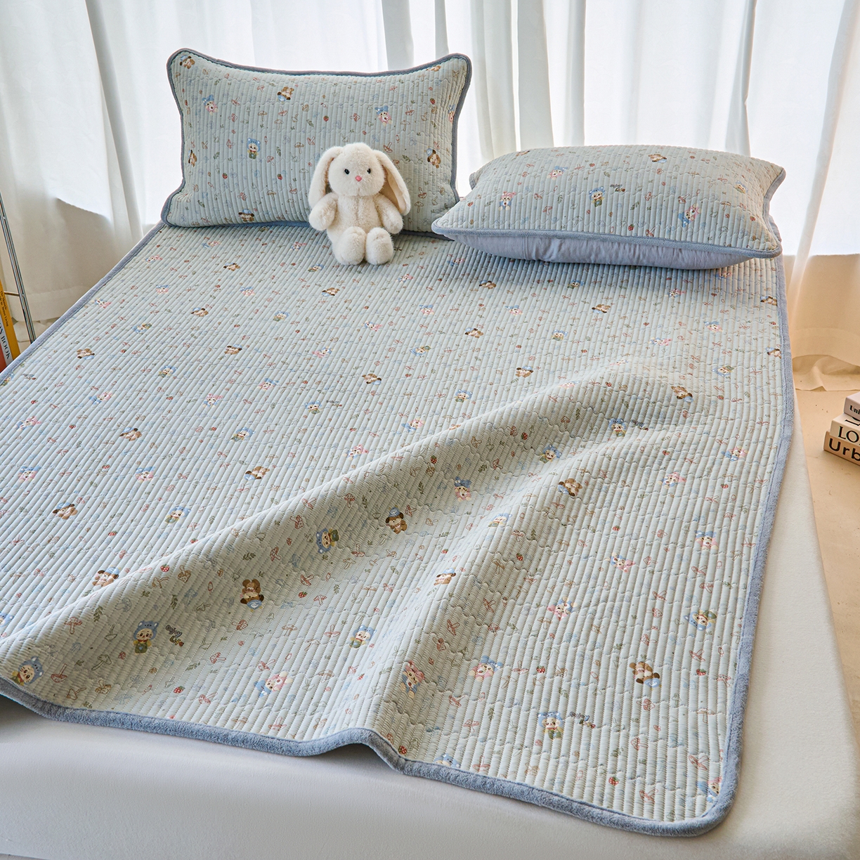 91家纺网 家纺一手货源 找家纺 X猫先生 2025新款棉加绒床垫一面全棉一面牛奶绒床褥垫软床垫床盖四季通用 蘑菇小镇(A棉B绒）