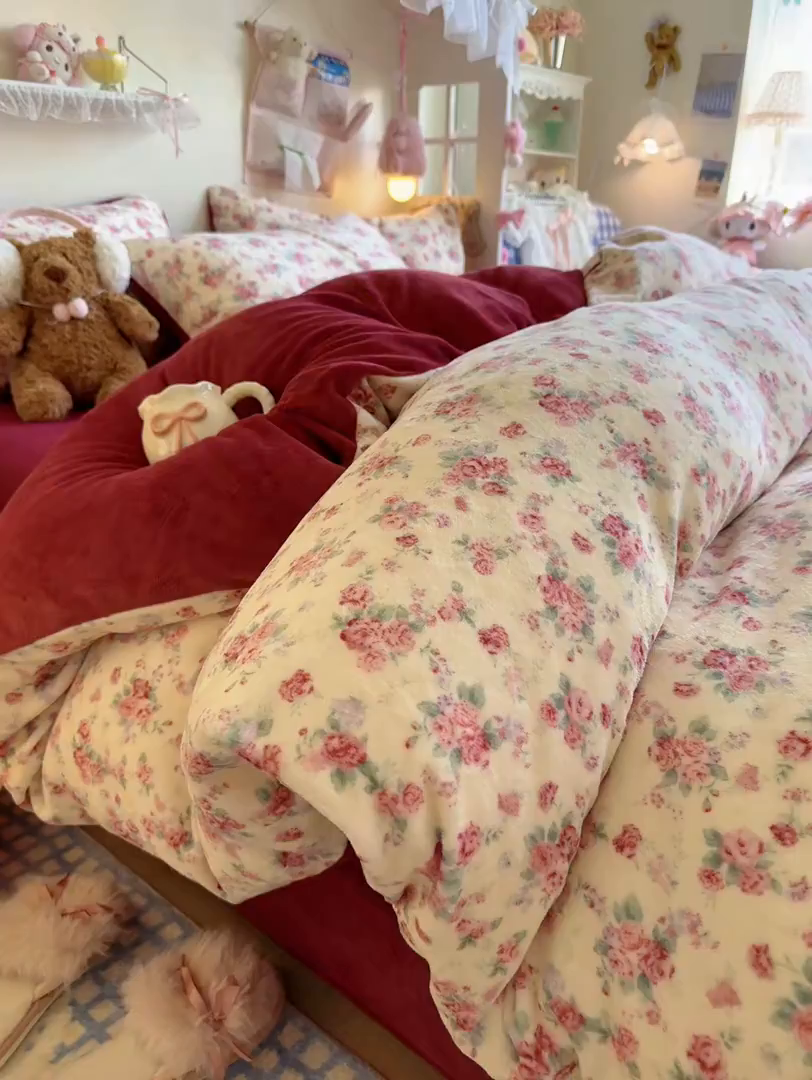 91家纺网 家纺一手货源 找家纺 初念 2025新款加厚高克重保暖可爱系牛奶绒床品套件系列（小红书推荐）（提供买家秀） 疏影