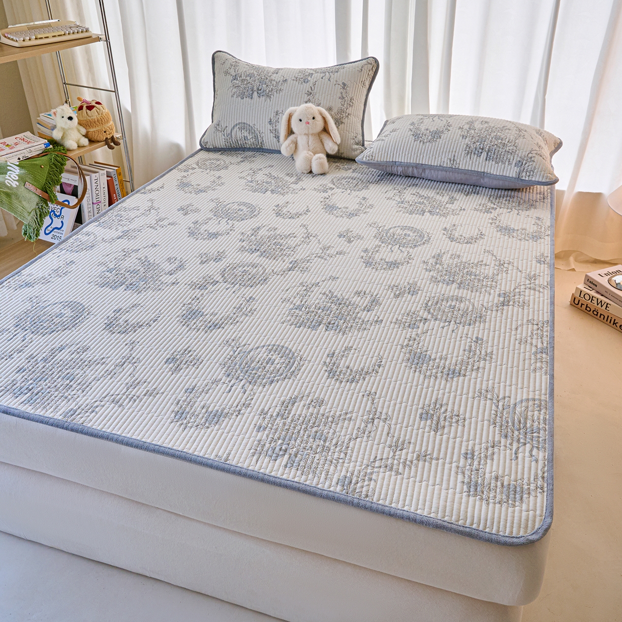 91家纺网 家纺一手货源 找家纺 X猫先生 2025新款棉加绒床垫一面全棉一面牛奶绒床褥垫软床垫床盖四季通用 莫奈花园(A棉B绒）