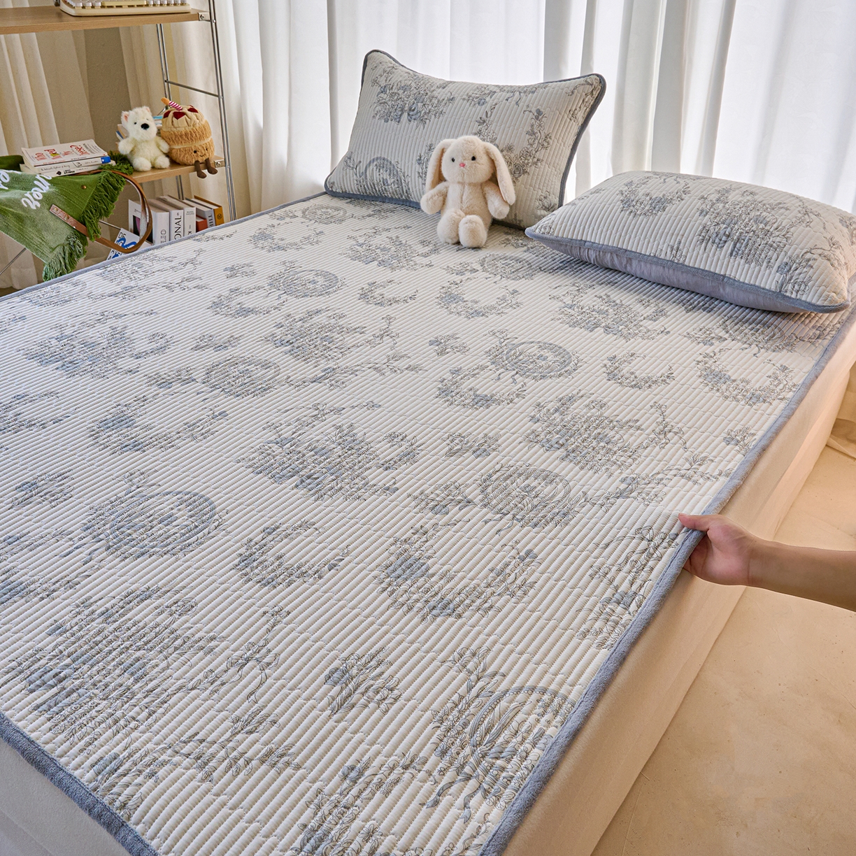 91家纺网 家纺一手货源 找家纺 X猫先生 2025新款棉加绒床垫一面全棉一面牛奶绒床褥垫软床垫床盖四季通用 莫奈花园(A棉B绒）