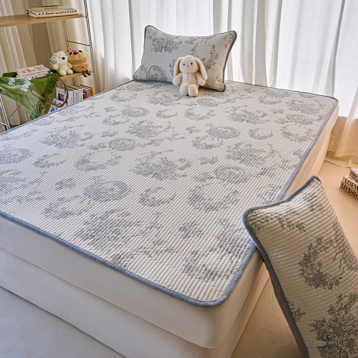 91家纺网 家纺一手货源 找家纺 X猫先生 2025新款棉加绒床垫一面全棉一面牛奶绒床褥垫软床垫床盖四季通用 莫奈花园(A棉B绒）