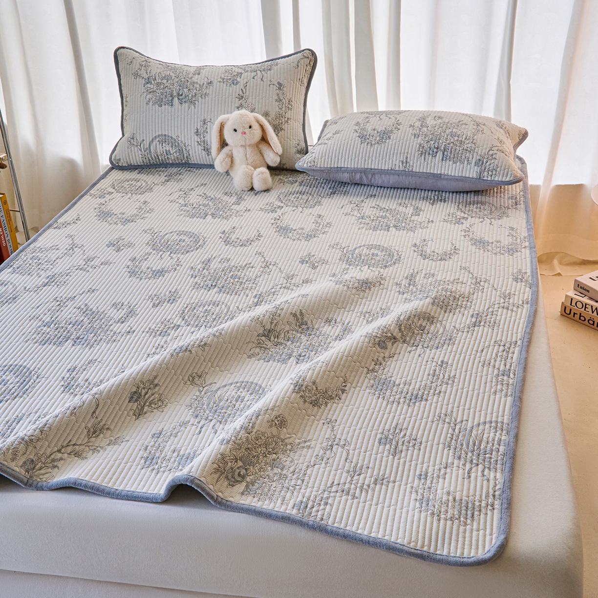 91家纺网 家纺一手货源 找家纺 X猫先生 2025新款棉加绒床垫一面全棉一面牛奶绒床褥垫软床垫床盖四季通用 莫奈花园(A棉B绒）