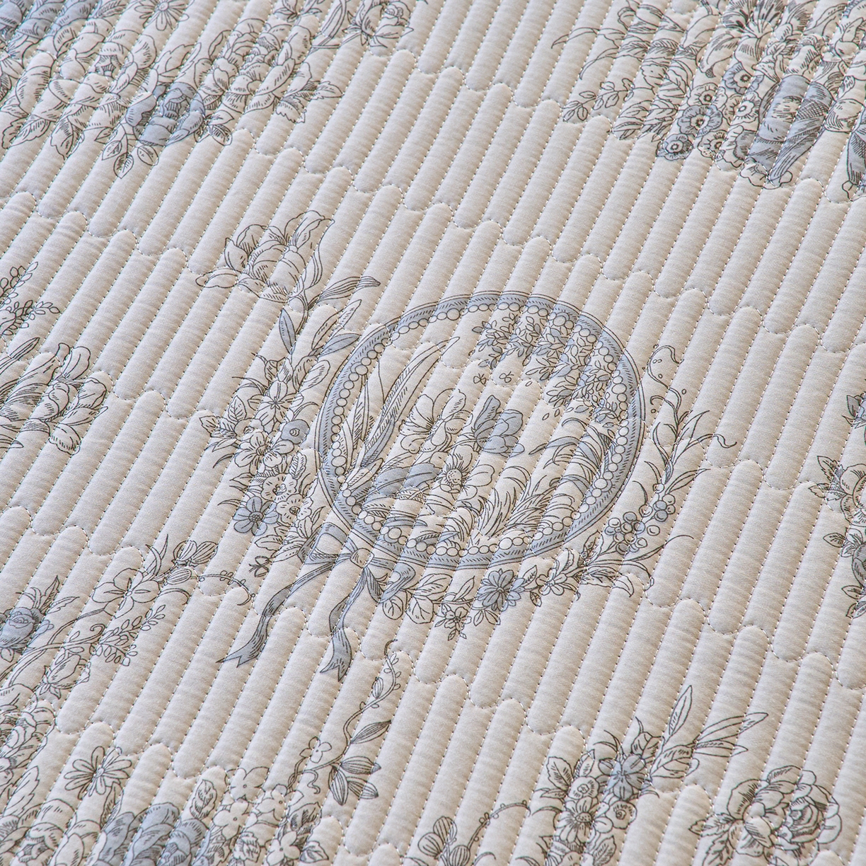 91家纺网 家纺一手货源 找家纺 X猫先生 2025新款棉加绒床垫一面全棉一面牛奶绒床褥垫软床垫床盖四季通用 莫奈花园(A棉B绒）