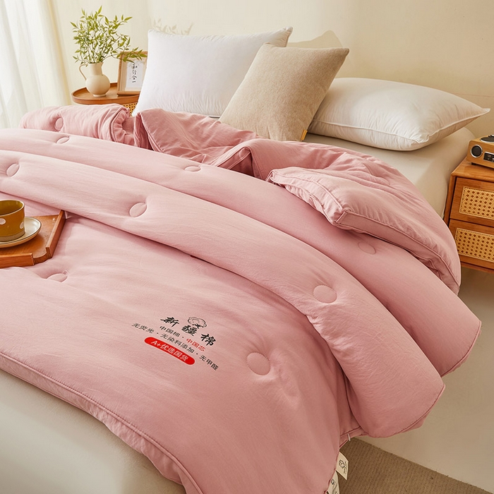 91家纺网 家纺一手货源 找家纺 星航家纺 2025新款立体新疆花被 立体棉花被 温柔粉