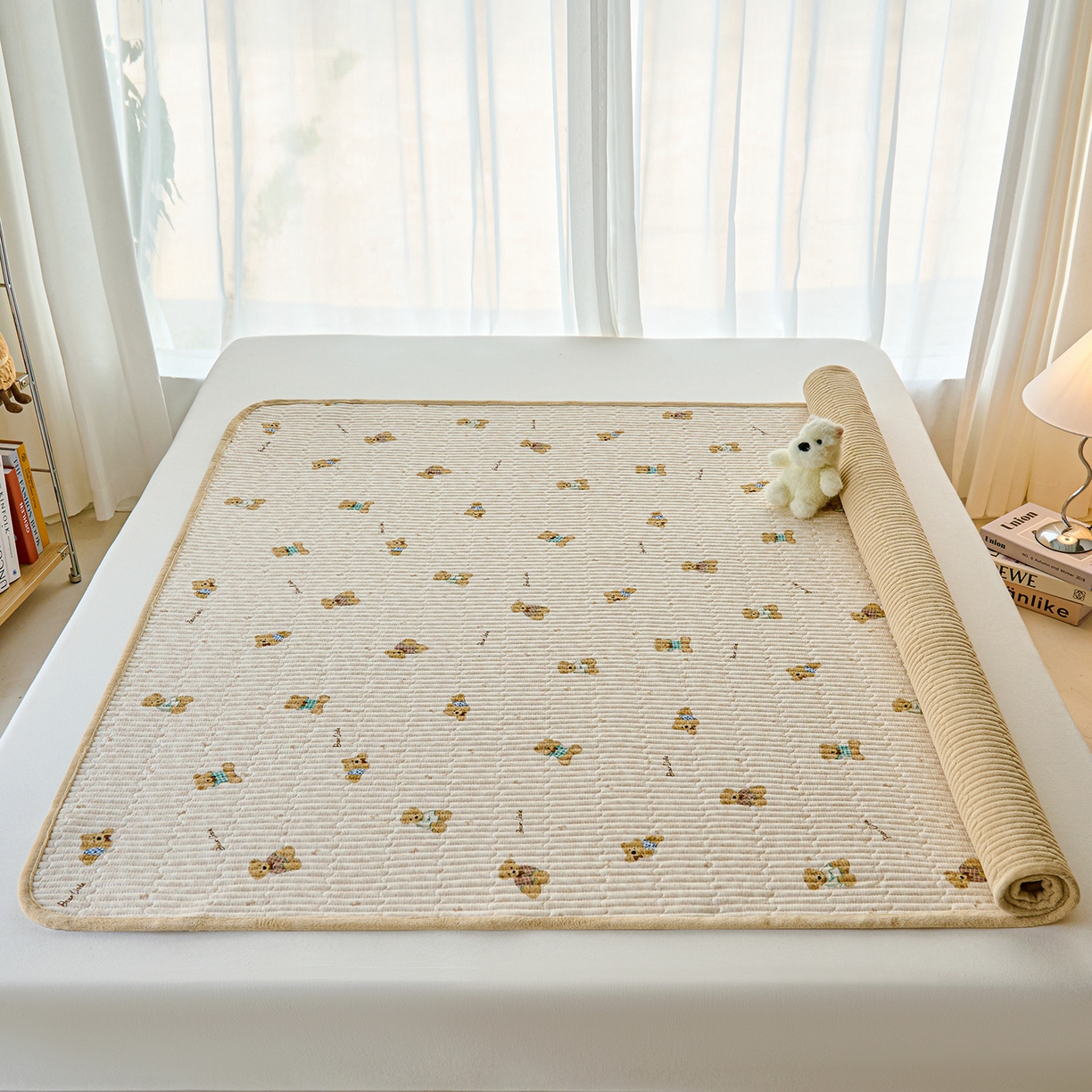 91家纺网 家纺一手货源 找家纺 X猫先生 2025新款棉加绒床垫一面全棉一面牛奶绒床褥垫软床垫床盖四季通用 趴趴熊(A棉B绒）