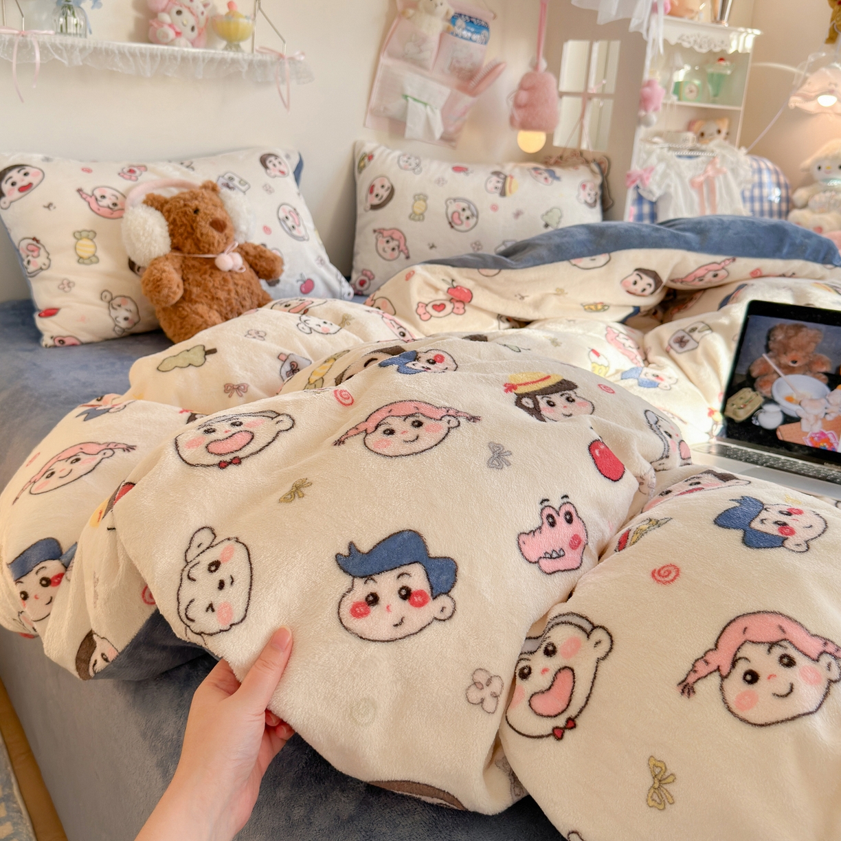 91家纺网 家纺一手货源 找家纺 初念 2025新款加厚高克重保暖可爱系牛奶绒床品套件系列（小红书推荐）（提供买家秀） 小小新