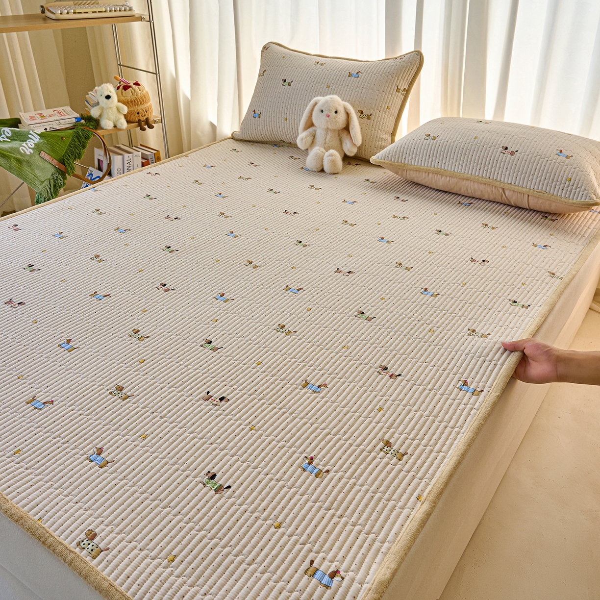 91家纺网 家纺一手货源 找家纺 X猫先生 2025新款棉加绒床垫一面全棉一面牛奶绒床褥垫软床垫床盖四季通用 星星柯基(A棉B绒）