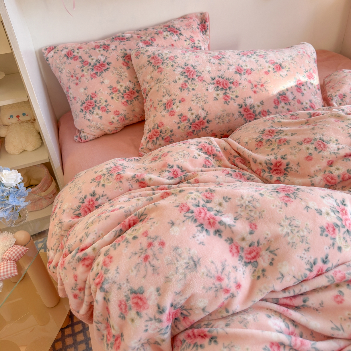 91家纺网 家纺一手货源 找家纺 初念 2025新款加厚高克重保暖可爱系牛奶绒床品套件系列（小红书推荐）（提供买家秀） 星辰闪烁