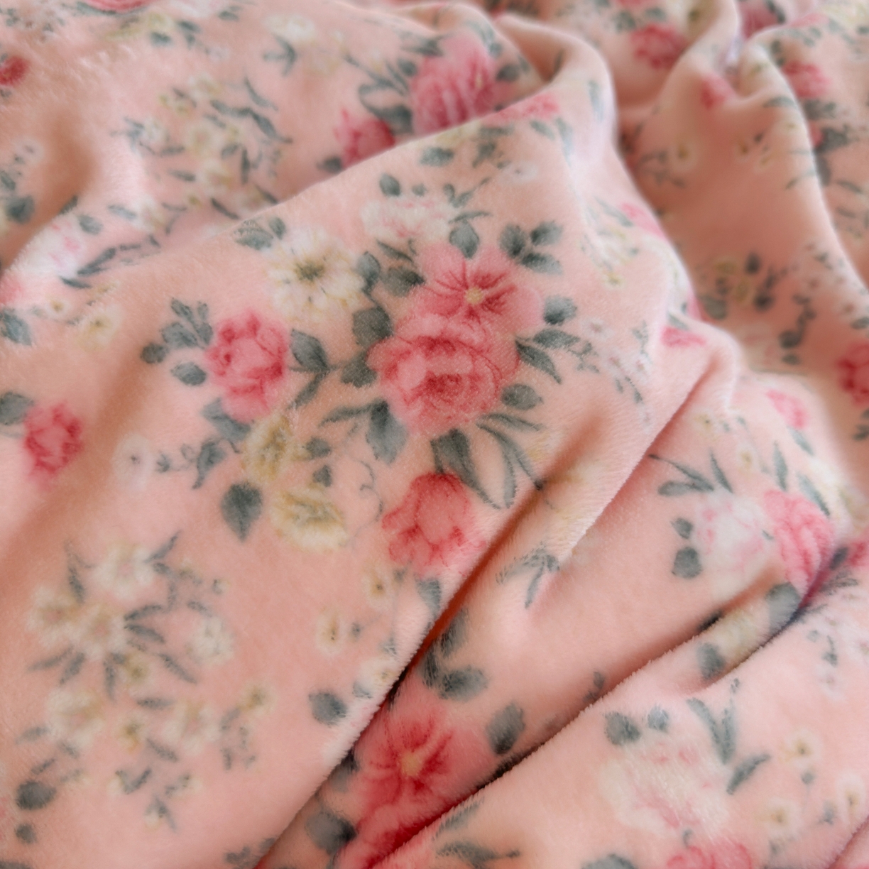 91家纺网 家纺一手货源 找家纺 初念 2025新款加厚高克重保暖可爱系牛奶绒床品套件系列（小红书推荐）（提供买家秀） 星辰闪烁