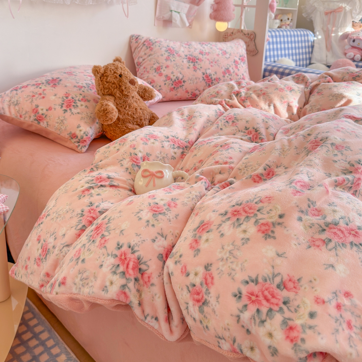 91家纺网 家纺一手货源 找家纺 初念 2025新款加厚高克重保暖可爱系牛奶绒床品套件系列（小红书推荐）（提供买家秀） 星辰闪烁