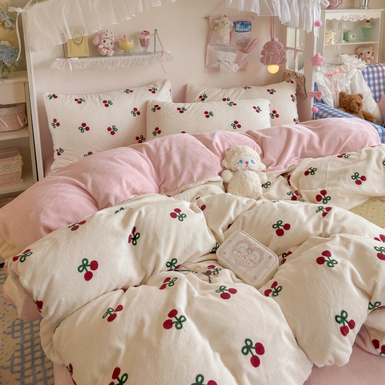 91家纺网 家纺一手货源 找家纺 初念 2025新款加厚高克重保暖可爱系牛奶绒床品套件系列（小红书推荐）（提供买家秀） 一口樱桃