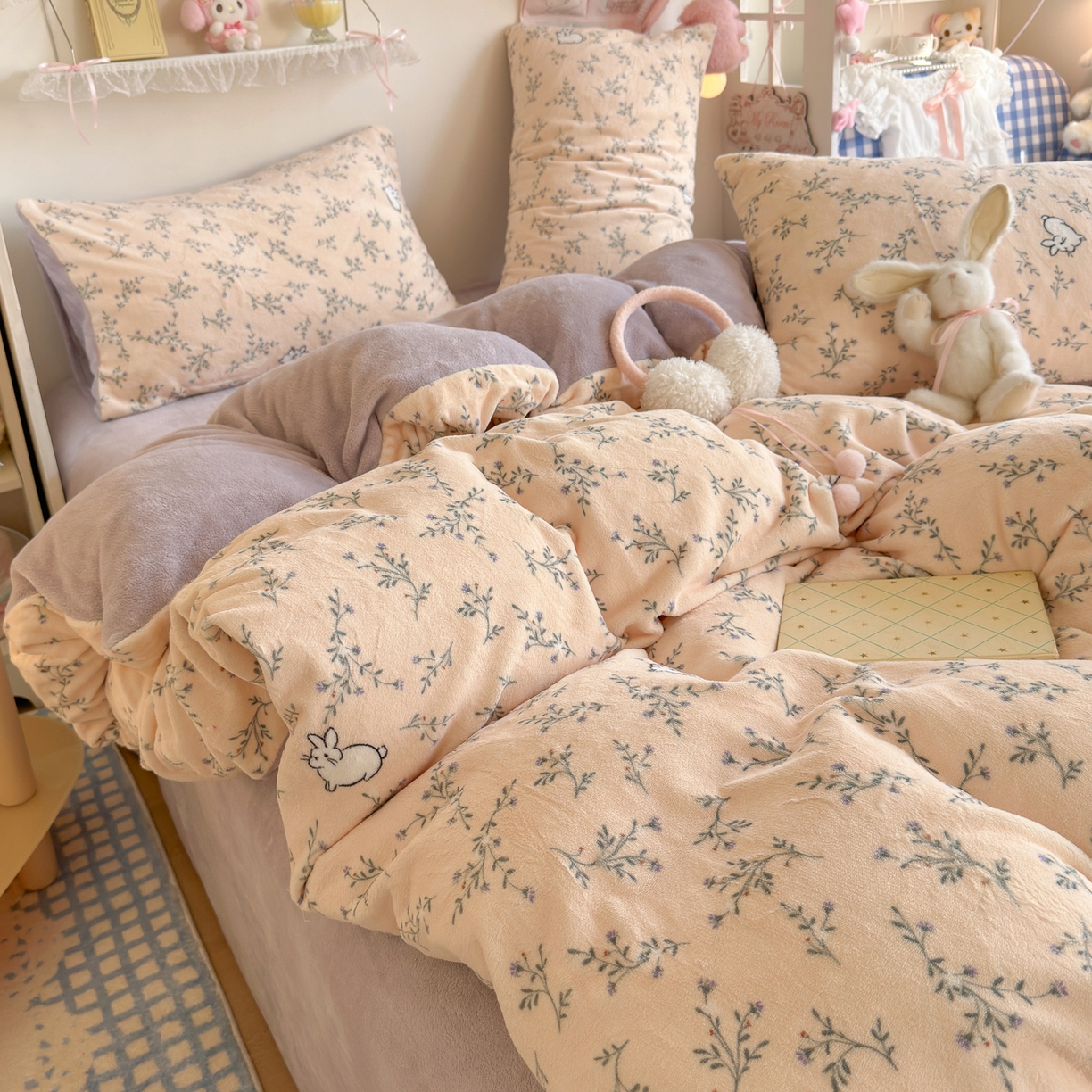 91家纺网 家纺一手货源 找家纺 初念 2025新款加厚高克重保暖可爱系牛奶绒床品套件系列（小红书推荐）（提供买家秀） 枝枝兔