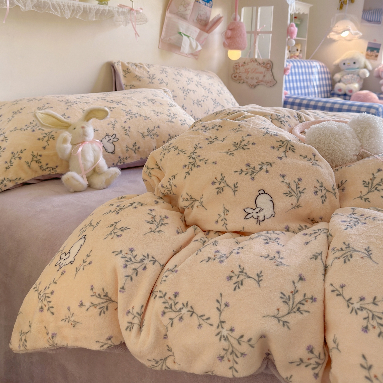 91家纺网 家纺一手货源 找家纺 初念 2025新款加厚高克重保暖可爱系牛奶绒床品套件系列（小红书推荐）（提供买家秀） 枝枝兔