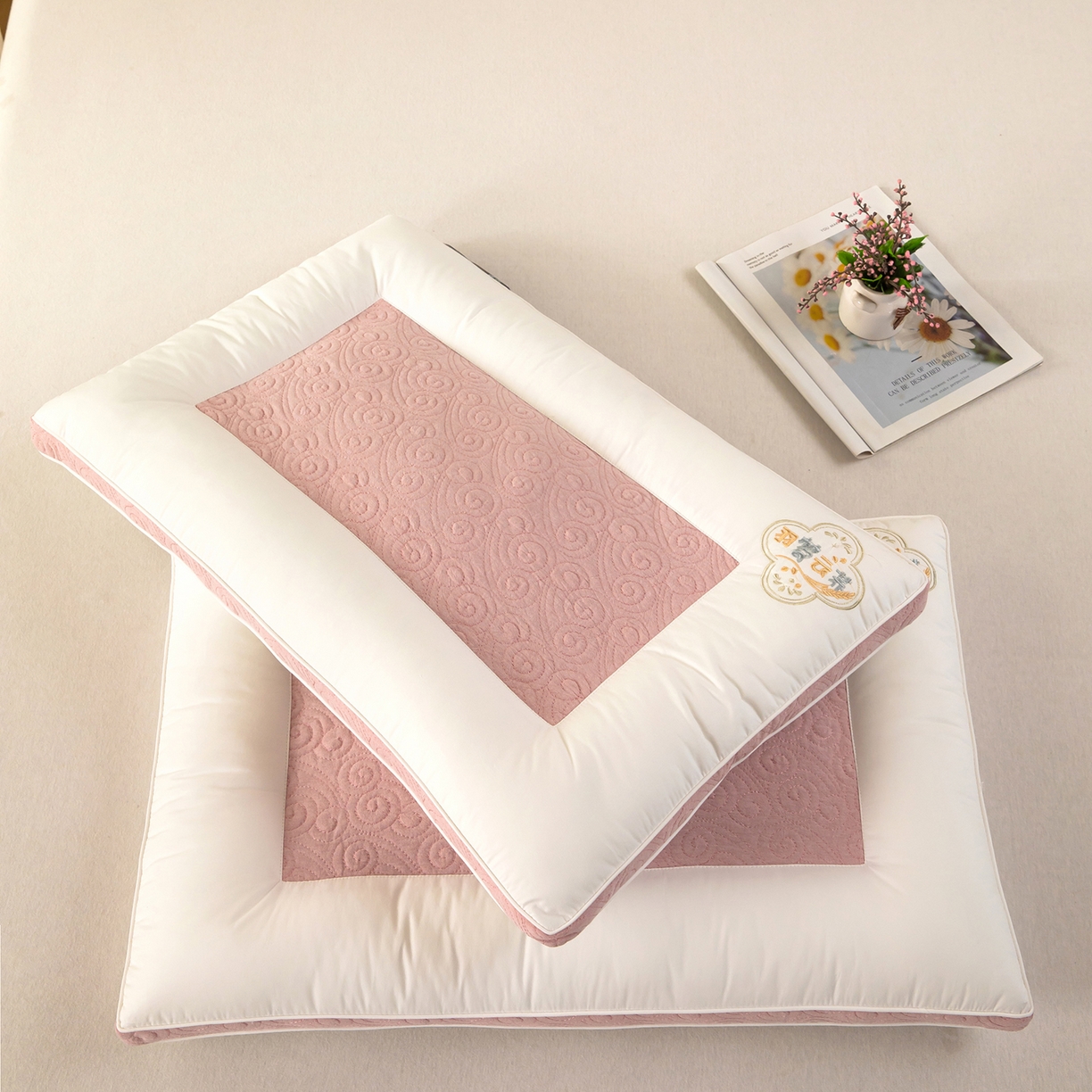 91家纺网 家纺一手货源 找家纺 枕之坊 2025新款羽梦云荞双面荞麦枕护颈枕头 粉色