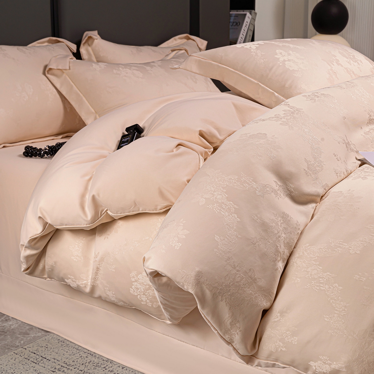 91家纺网 家纺一手货源 找家纺 暖芯优选 2025新款欧式轻奢风直播热款贡缎提花四件套床单床笠款 琳娜粉