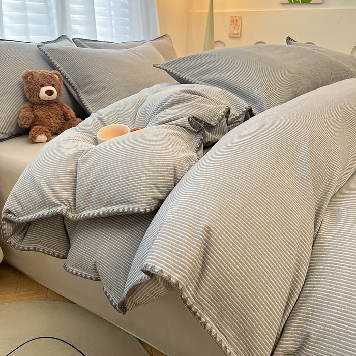 91家纺网 家纺一手货源 找家纺 莱茵家居 2025新款全棉磨毛贝壳边四件套 雾丝-云絮灰