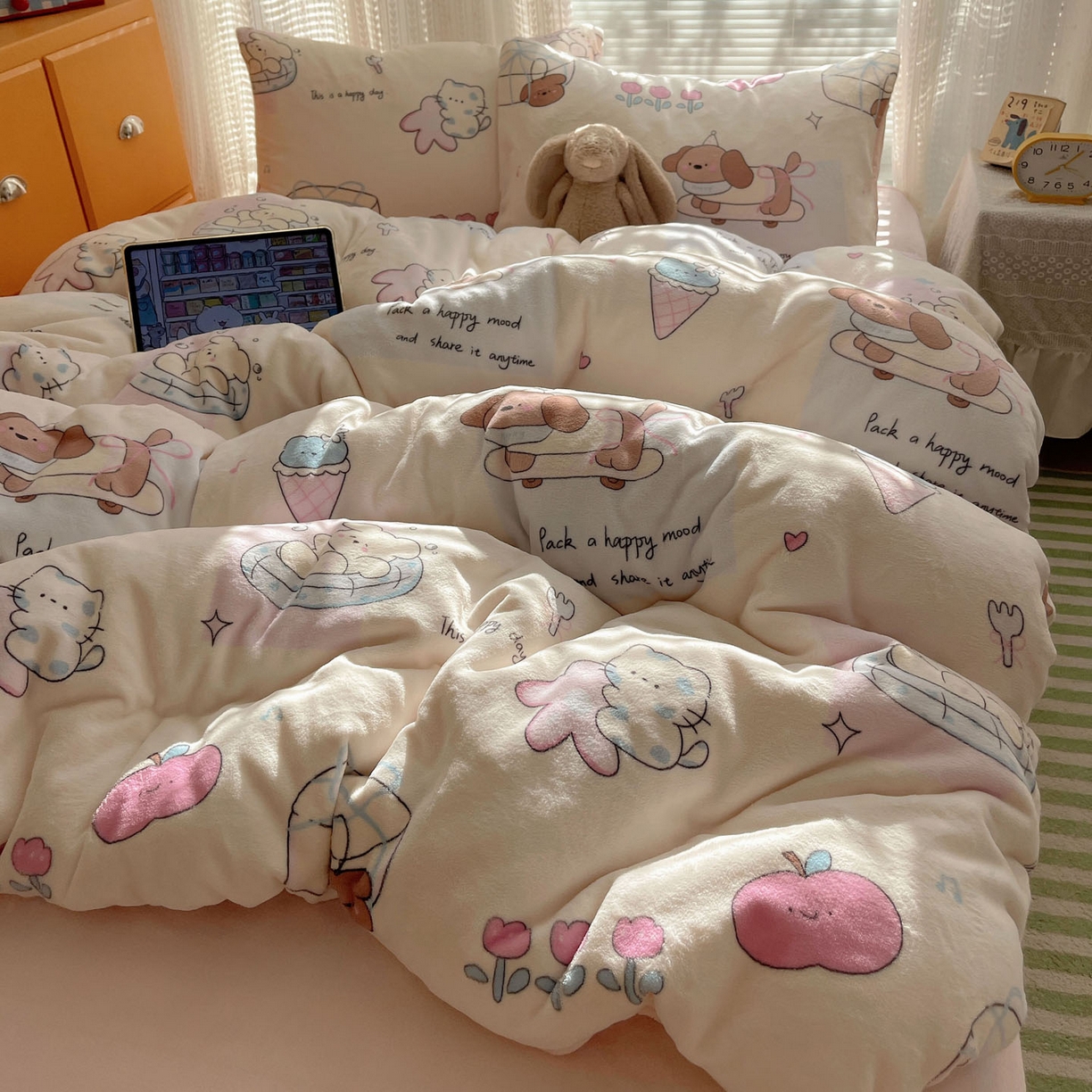 六巷胡同 2025新款INS卡通A类200克牛奶绒基础款四件套（第一系） 基础款-芭宠假日米