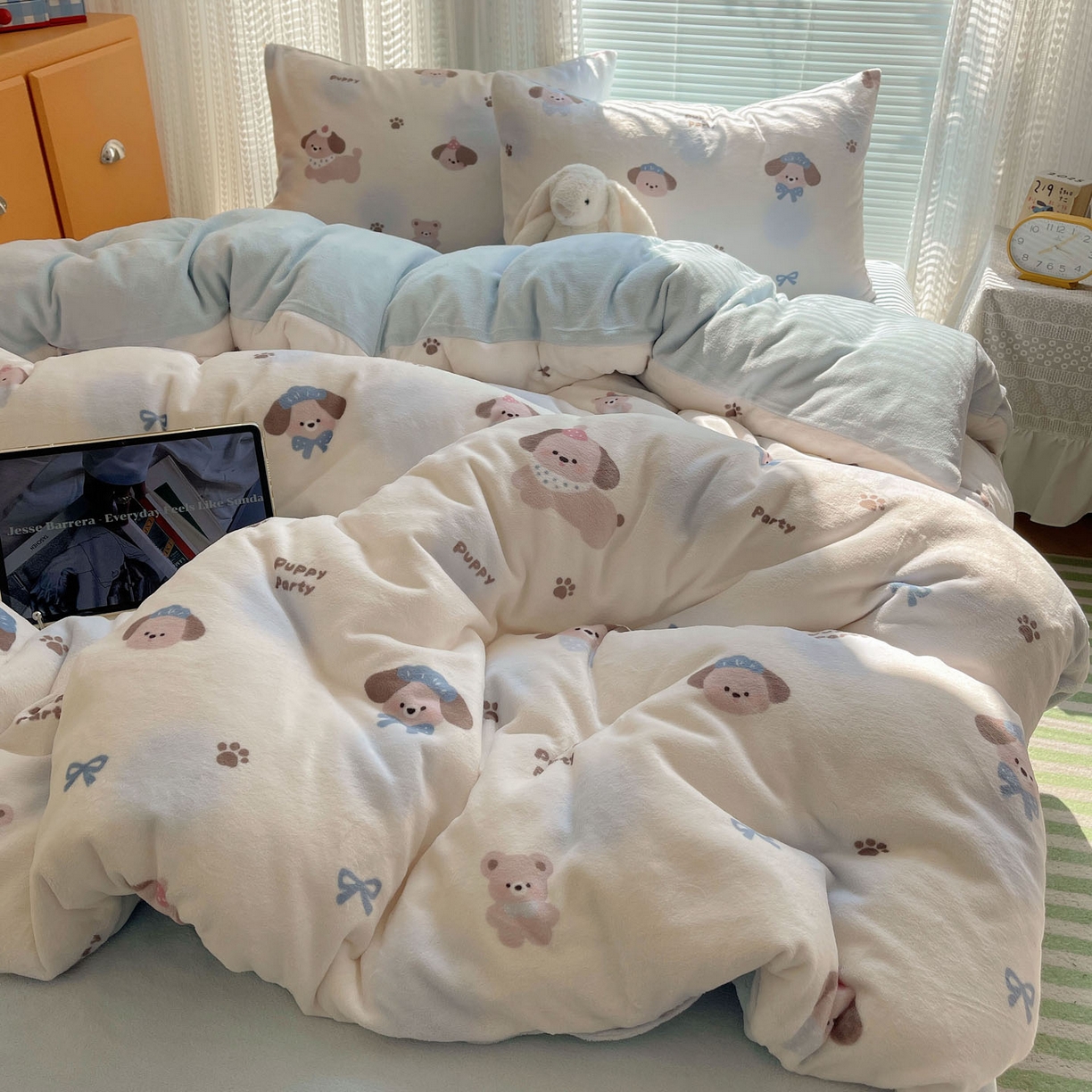 六巷胡同 2025新款INS卡通A类200克牛奶绒基础款四件套（第一系） 基础款-蓝波点奶狗