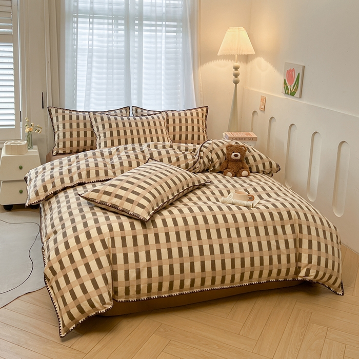 91家纺网 家纺一手货源 找家纺 莱茵家居 2025新款全棉磨毛贝壳边四件套 云格-可可拿铁