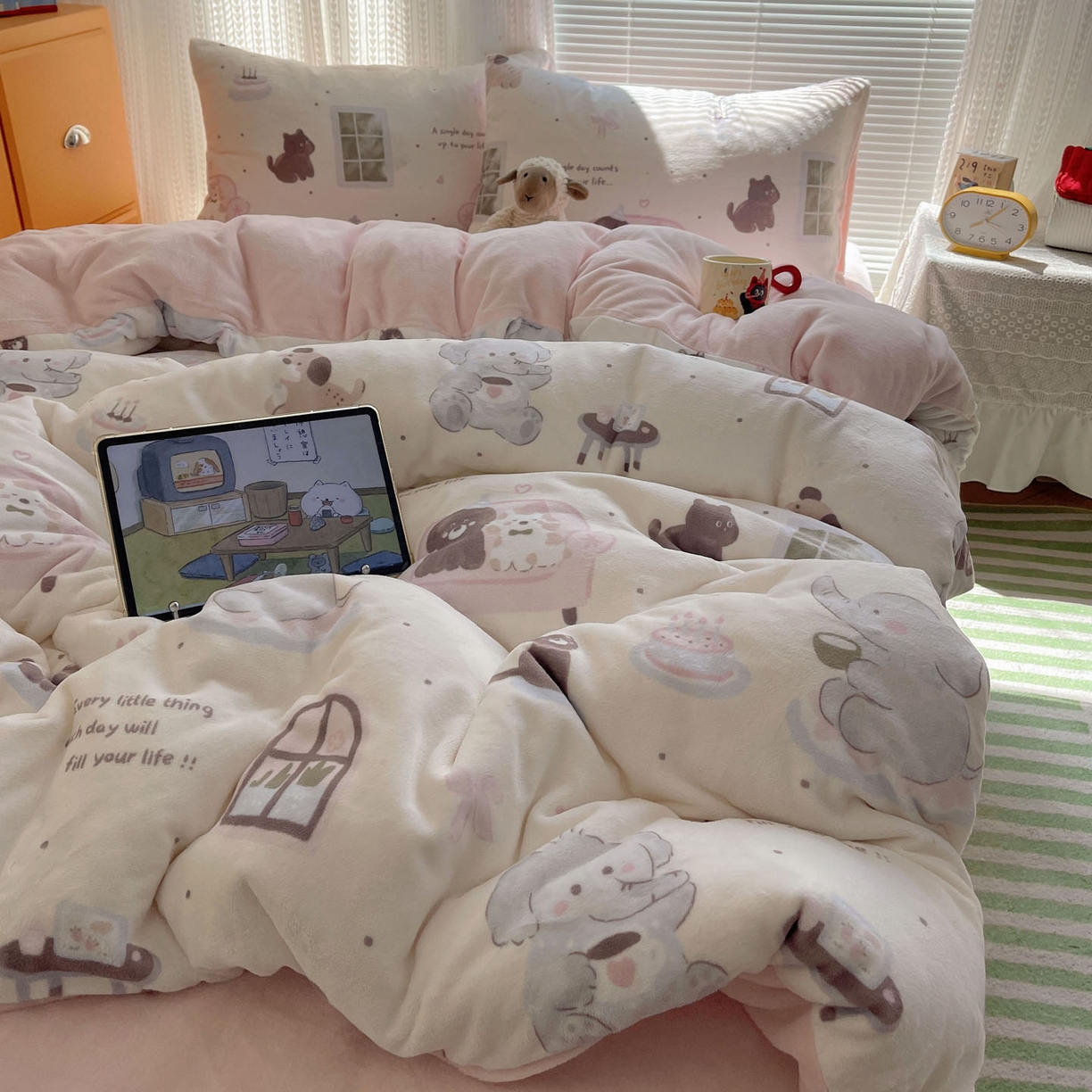 六巷胡同 2025新款INS卡通A类200克牛奶绒基础款四件套（第一系） 基础款-萌象周末趴