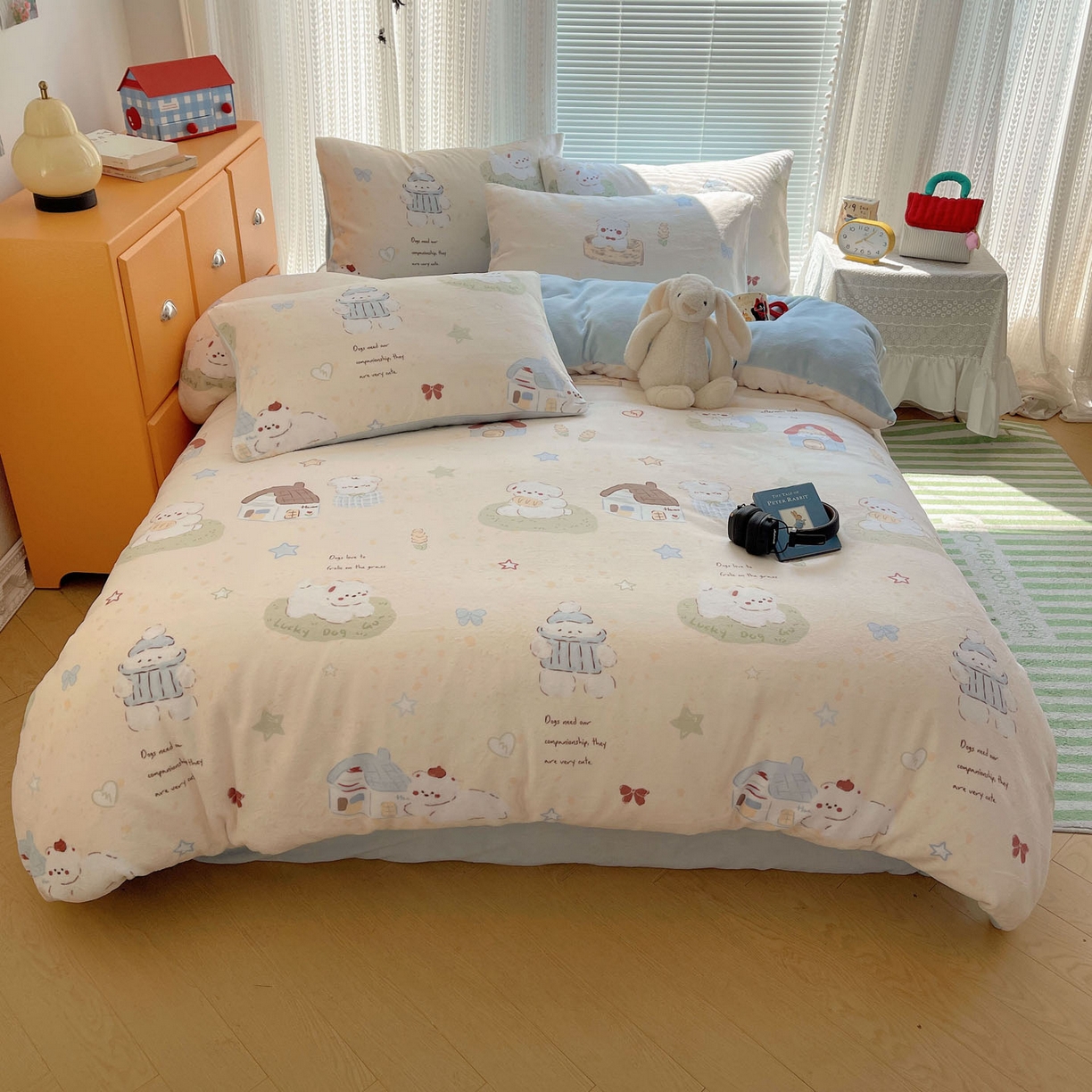 91家纺网 家纺一手货源 找家纺 六巷胡同 2025新款INS卡通A类200克牛奶绒基础款四件套（第一系） 基础款-奶萌修狗集