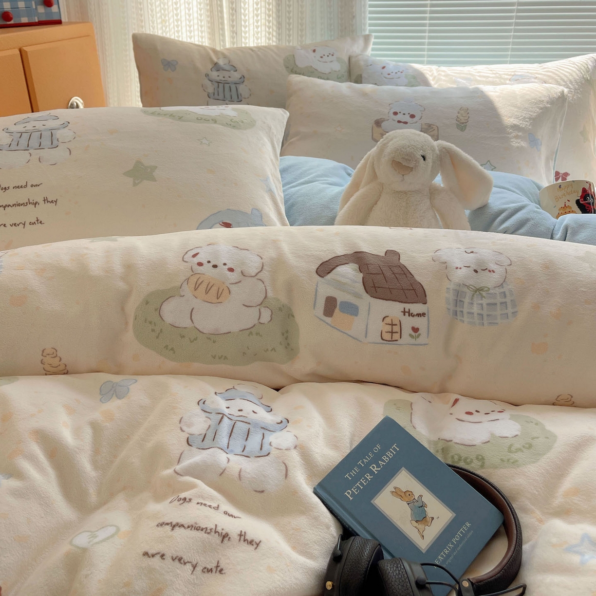 91家纺网 家纺一手货源 找家纺 六巷胡同 2025新款INS卡通A类200克牛奶绒基础款四件套（第一系） 基础款-奶萌修狗集