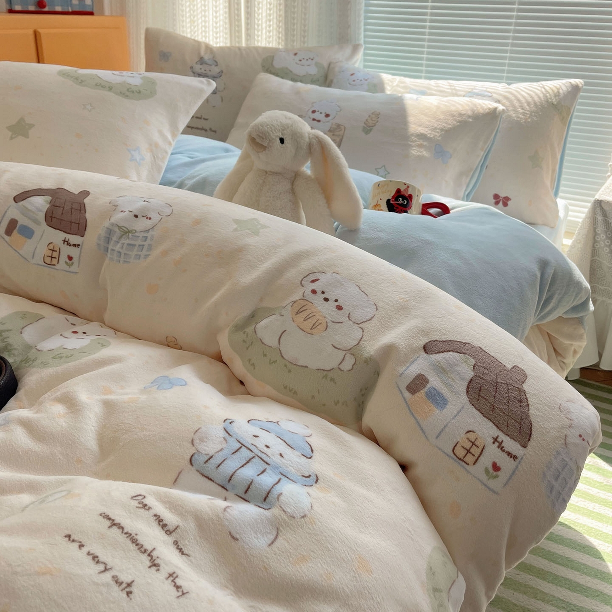 91家纺网 家纺一手货源 找家纺 六巷胡同 2025新款INS卡通A类200克牛奶绒基础款四件套（第一系） 基础款-奶萌修狗集