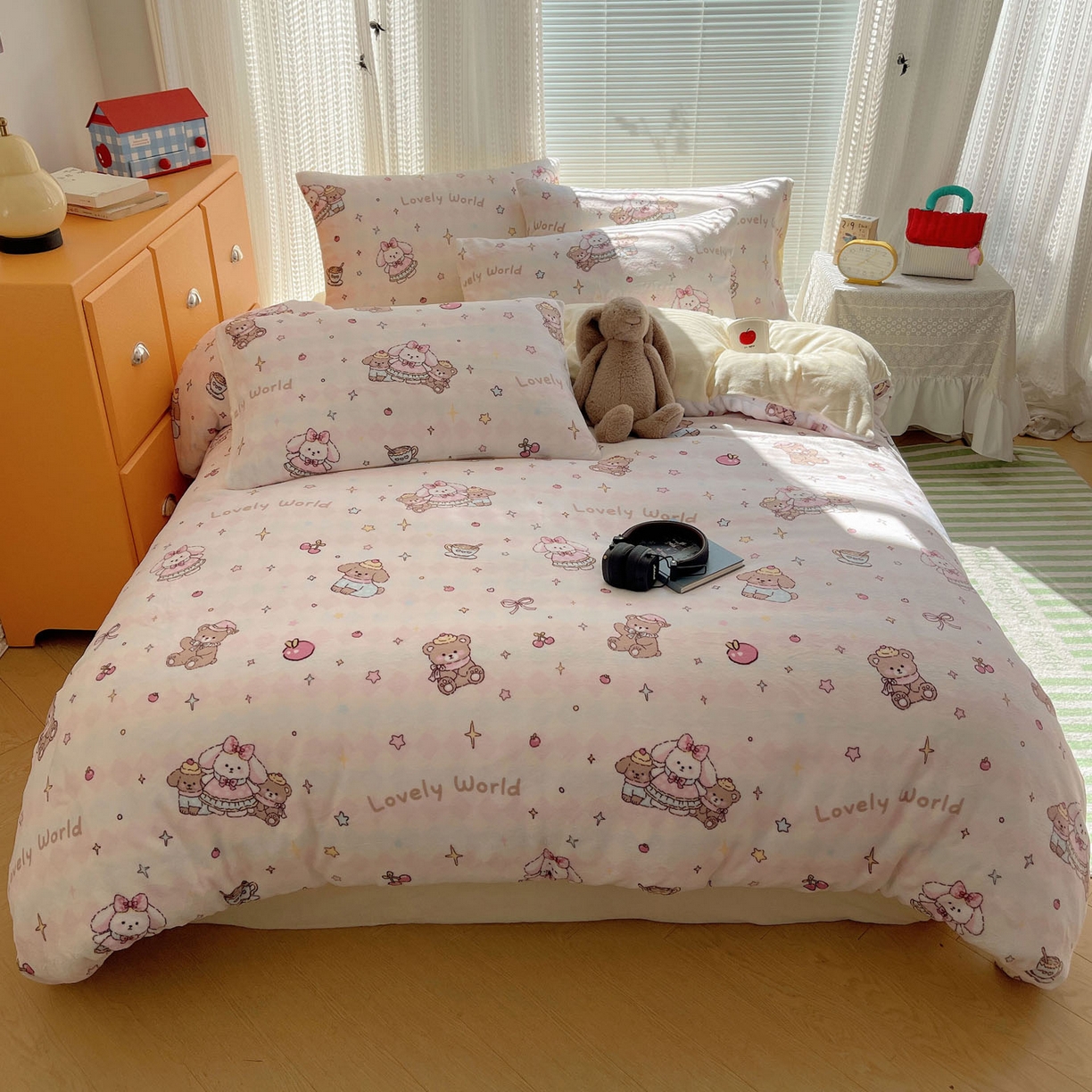 91家纺网 家纺一手货源 找家纺 六巷胡同 2025新款INS卡通A类200克牛奶绒基础款四件套（第一系） 基础款-星星宠物集