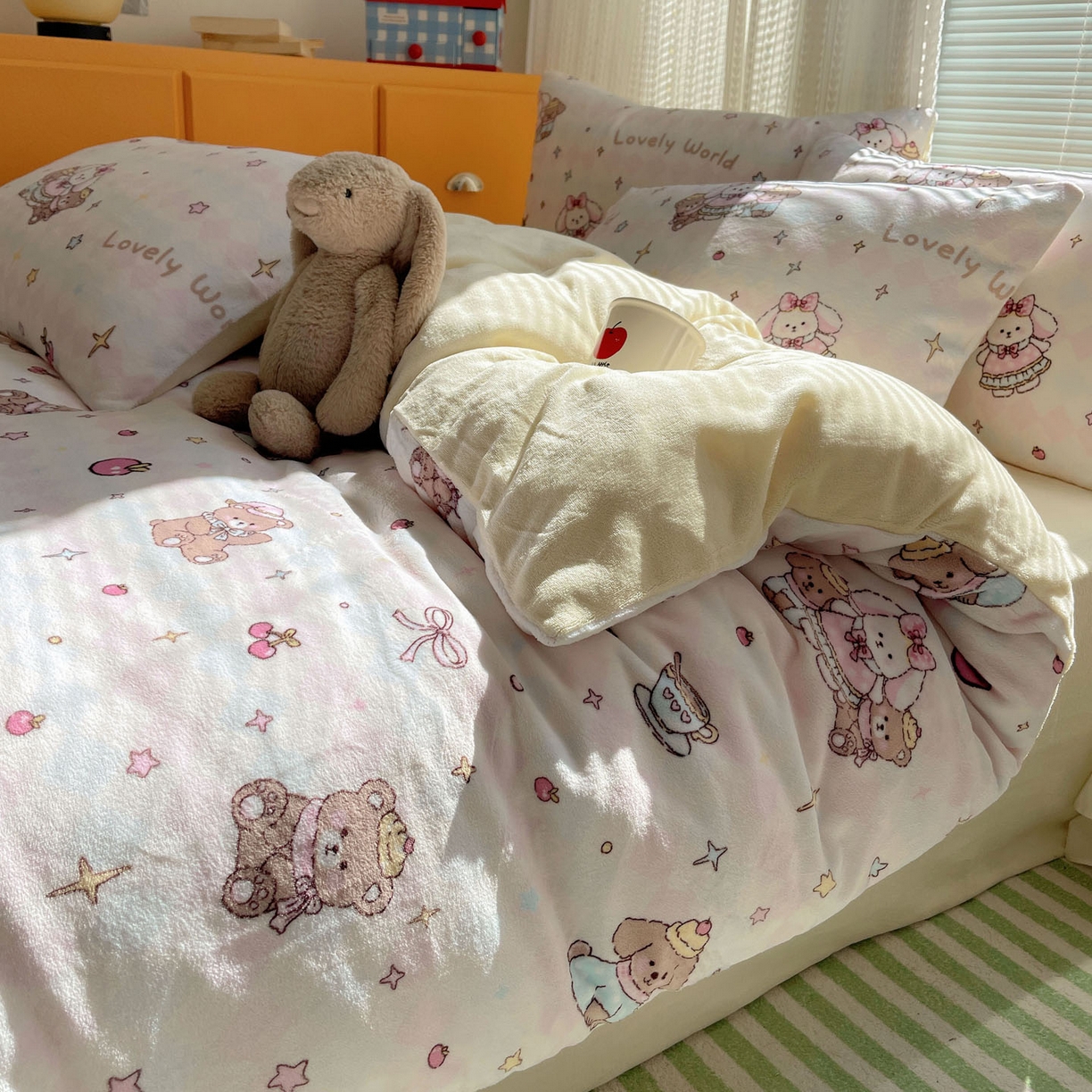 91家纺网 家纺一手货源 找家纺 六巷胡同 2025新款INS卡通A类200克牛奶绒基础款四件套（第一系） 基础款-星星宠物集