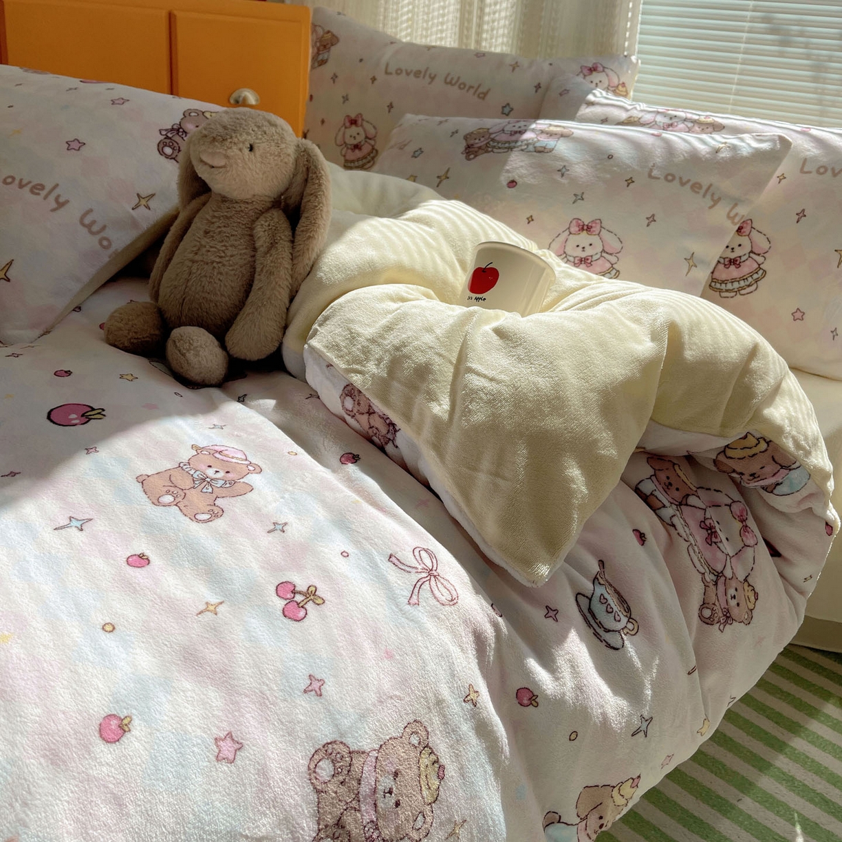 91家纺网 家纺一手货源 找家纺 六巷胡同 2025新款INS卡通A类200克牛奶绒基础款四件套（第一系） 基础款-星星宠物集