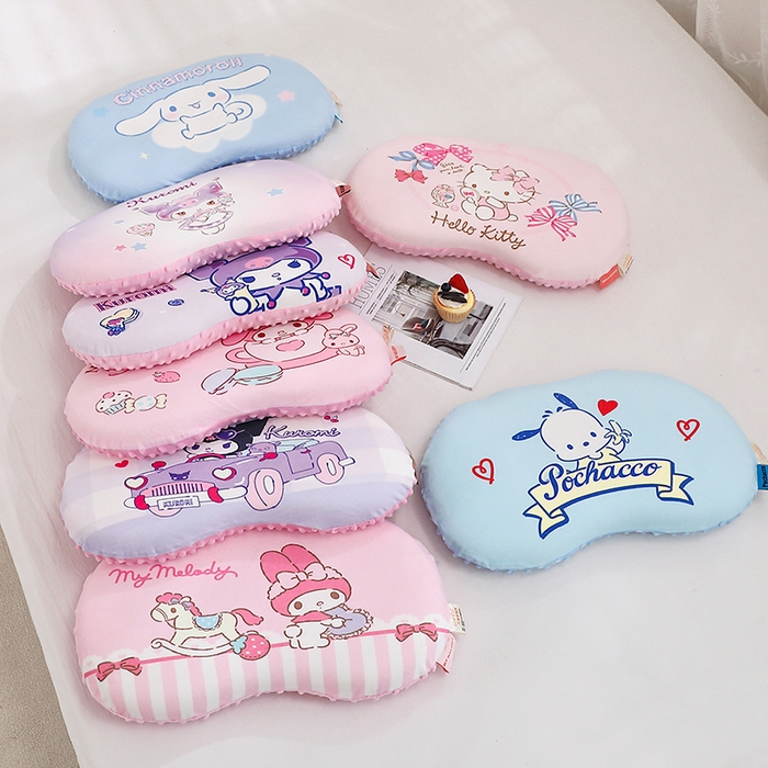 91家纺网 家纺一手货源 找家纺 （总）八零年代  2025新款三丽鸥正版授权儿童分区护颈枕健康睡眠记忆棉枕头枕套可拆洗