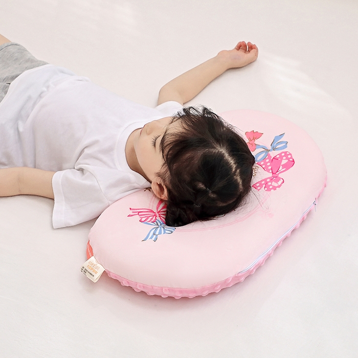 91家纺网 家纺一手货源 找家纺 八零年代  2025新款三丽鸥正版授权儿童分区护颈枕健康睡眠记忆棉枕头枕套可拆洗 美美KT