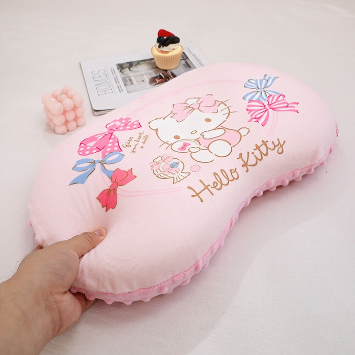 91家纺网 家纺一手货源 找家纺 八零年代  2025新款三丽鸥正版授权儿童分区护颈枕健康睡眠记忆棉枕头枕套可拆洗 美美KT