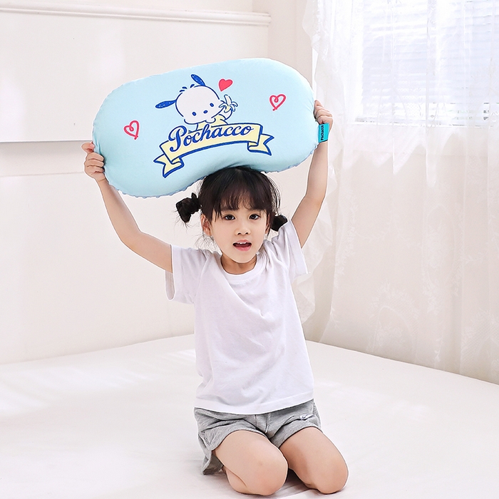 91家纺网 家纺一手货源 找家纺 八零年代  2025新款三丽鸥正版授权儿童分区护颈枕健康睡眠记忆棉枕头枕套可拆洗 帕恰狗