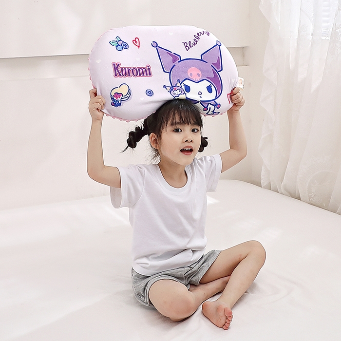 91家纺网 家纺一手货源 找家纺 八零年代  2025新款三丽鸥正版授权儿童分区护颈枕健康睡眠记忆棉枕头枕套可拆洗 甜甜库洛米