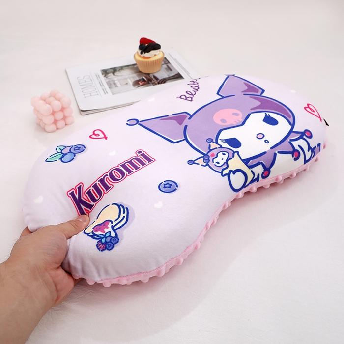 91家纺网 家纺一手货源 找家纺 八零年代  2025新款三丽鸥正版授权儿童分区护颈枕健康睡眠记忆棉枕头枕套可拆洗 甜甜库洛米