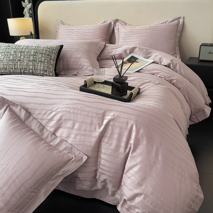 91家纺网 家纺一手货源 找家纺 金昱纺 2025新款50双股100支长绒棉贡缎提花高定四件套琉璃·藕粉