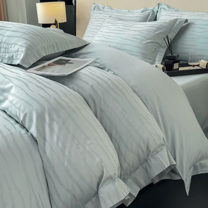 91家纺网 家纺一手货源 找家纺 金昱纺 2025新款50双股100支长绒棉贡缎提花高定四件套琉璃·青石兰