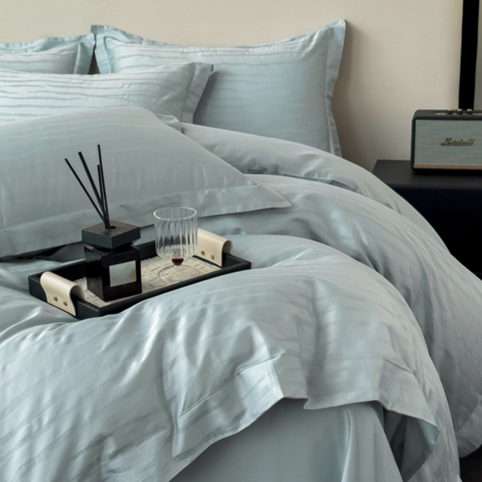 91家纺网 家纺一手货源 找家纺 金昱纺 2025新款50双股100支长绒棉贡缎提花高定四件套琉璃·青石兰