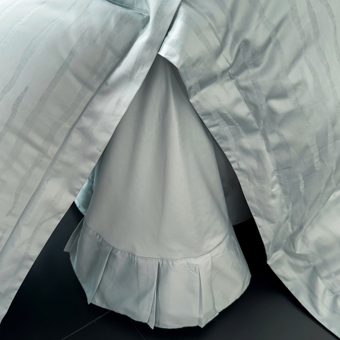 91家纺网 家纺一手货源 找家纺 金昱纺 2025新款50双股100支长绒棉贡缎提花高定四件套琉璃·青石兰